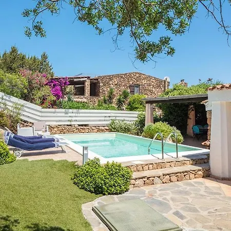 Ginepro Con Piscina Privata * San Teodoro (Sardinia)
